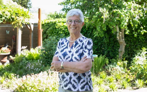Lees de ervaring van Jet van der Steen over haar staaroperatie bij de Helene Schweitzer kliniek.