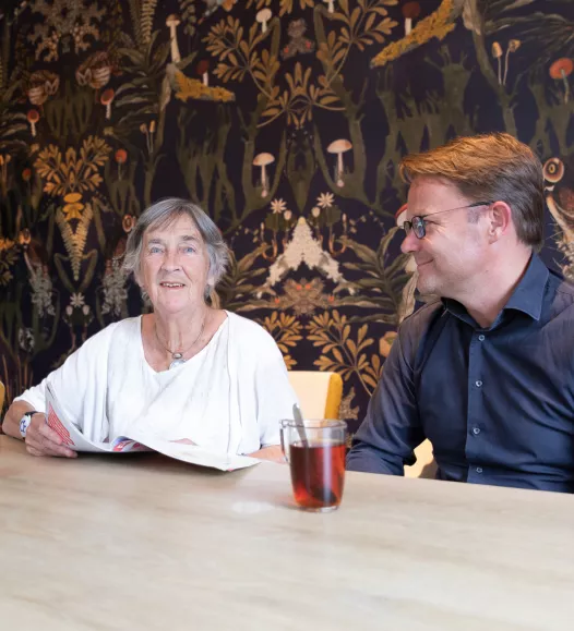 Mevrouw Visser kreeg een staaroperatie bij de Helene Schweitzer kliniek.