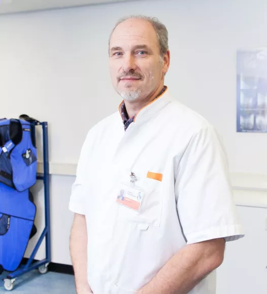 Pijnspecialist Ismail Gultuna Helene Schweitzer kliniek