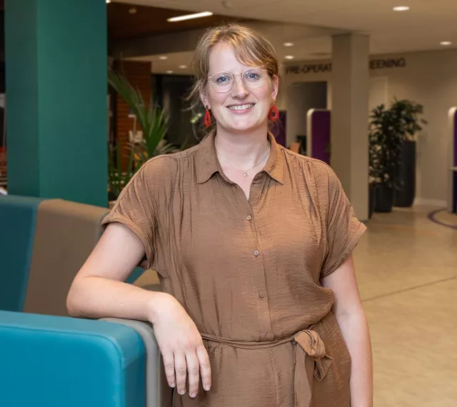 Huisarts Geertje de Boer op bezoek bij de Helene Schweitzer kliniek, de kliniek voor planbare zorg in Zwijndrecht en de regio Drechtsteden.